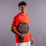 NOX AT10 Genius 18K Alum 2027 padel racket - Agustín Tapia holding the racket